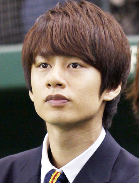 【文春砲】KAT-TUN 中丸雄一が女子大生とアパホテル密会、新妻・笹崎里菜 元アナに内緒で…