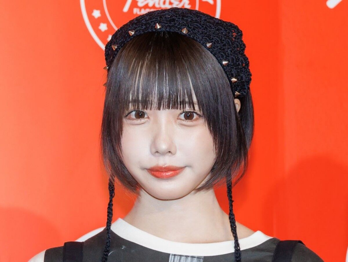 【芸能】あのちゃん、大胆スリットで美脚堂々披露「スタイル良すぎ」