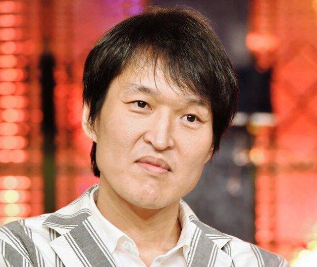 【芸能】千原ジュニアがタバコを吸った指で握る寿司に苦言！