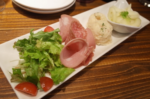 08a37011.jpg