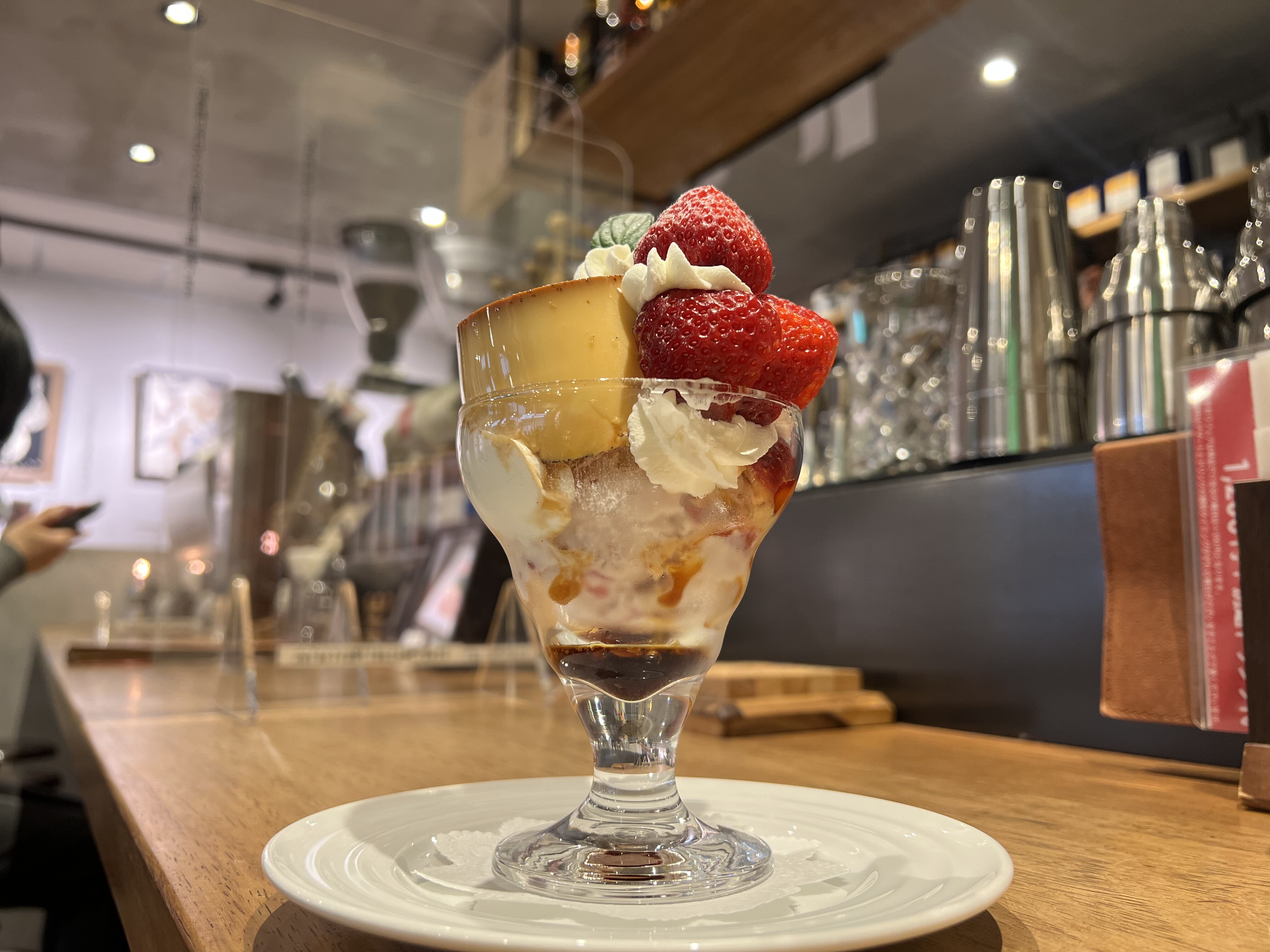 昭和レトロ プリンアラモード 皿 パフェグラス 計5コ 昭和レトロ プリンアラモード 皿 パフェグラス 計5コ 昭和レトロ