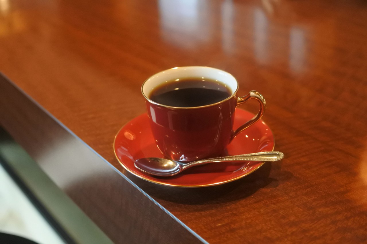 心斎橋 まずブラックを楽しんでほしい珈琲専門店 ル プルミエ カフェ In ビギ ファースト Le Premier Cafe 自己中心食日記 Powered By ライブドアブログ