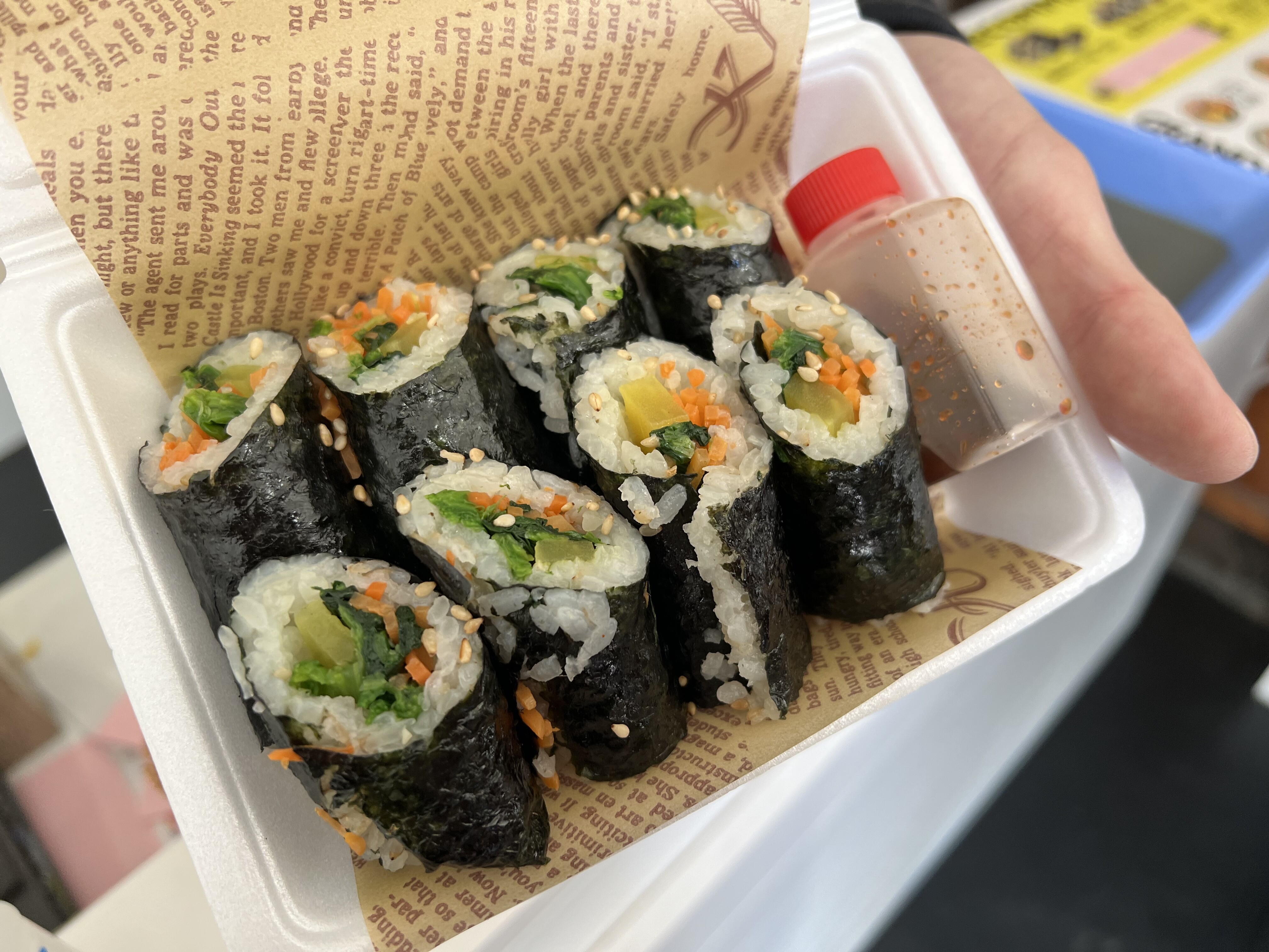 鶴橋 日本初上陸のクリスピーなキンパ キンパ研究所 自己中心食日記 Powered By ライブドアブログ