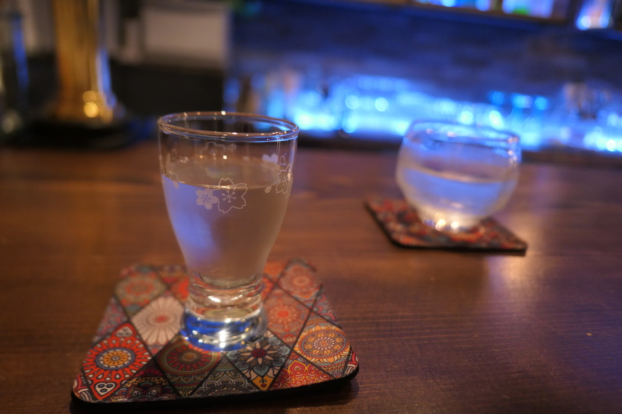 自己中心食日記	  中津の裏路地に素敵バーがオープンしてました ~クラスハディア (kelas hadiah)	  	コメント