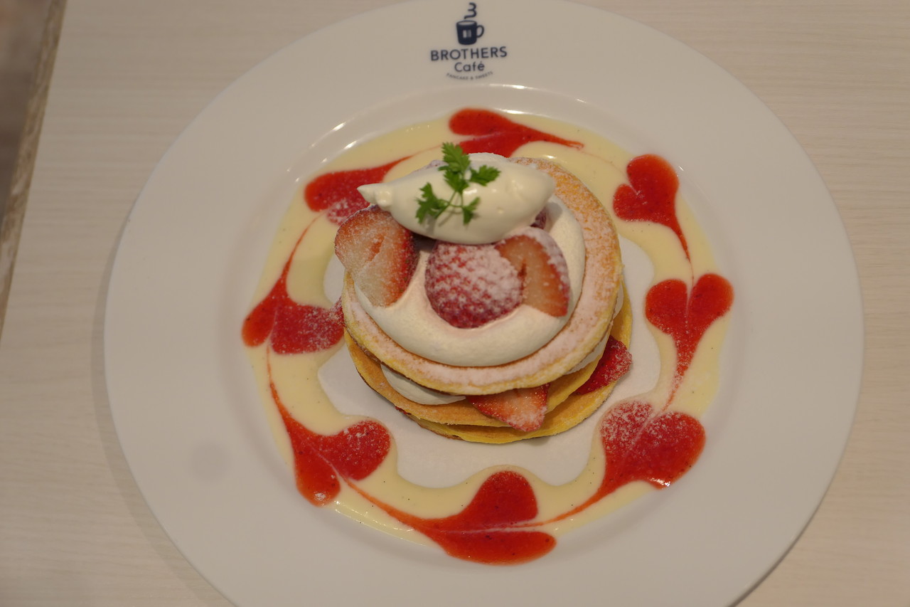イチゴスイーツはやっぱり素敵 パンケーキ スイーツ ブラザーズカフェ 梅田オーパ店 自己中心食日記 Powered By ライブドアブログ イチゴスイーツはやっぱり素敵 パンケーキ スイーツ ブラザーズカフェ 梅田オーパ店 自己中心食日記 Powered By ライブドアブログ