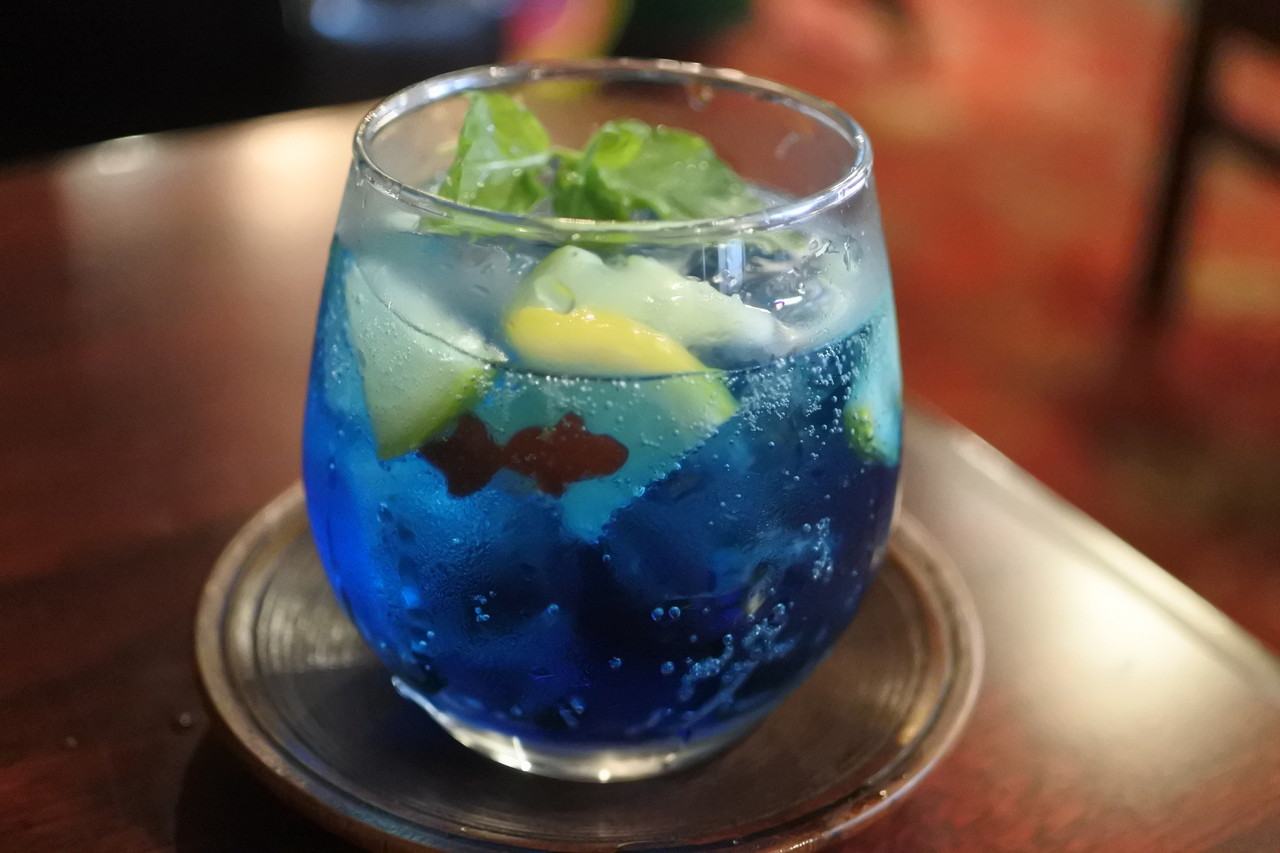 中崎町 金魚が泳ぐソーダがかわいい 太陽ノ塔 別館 タイヨウノトウ 自己中心食日記 Powered By ライブドアブログ