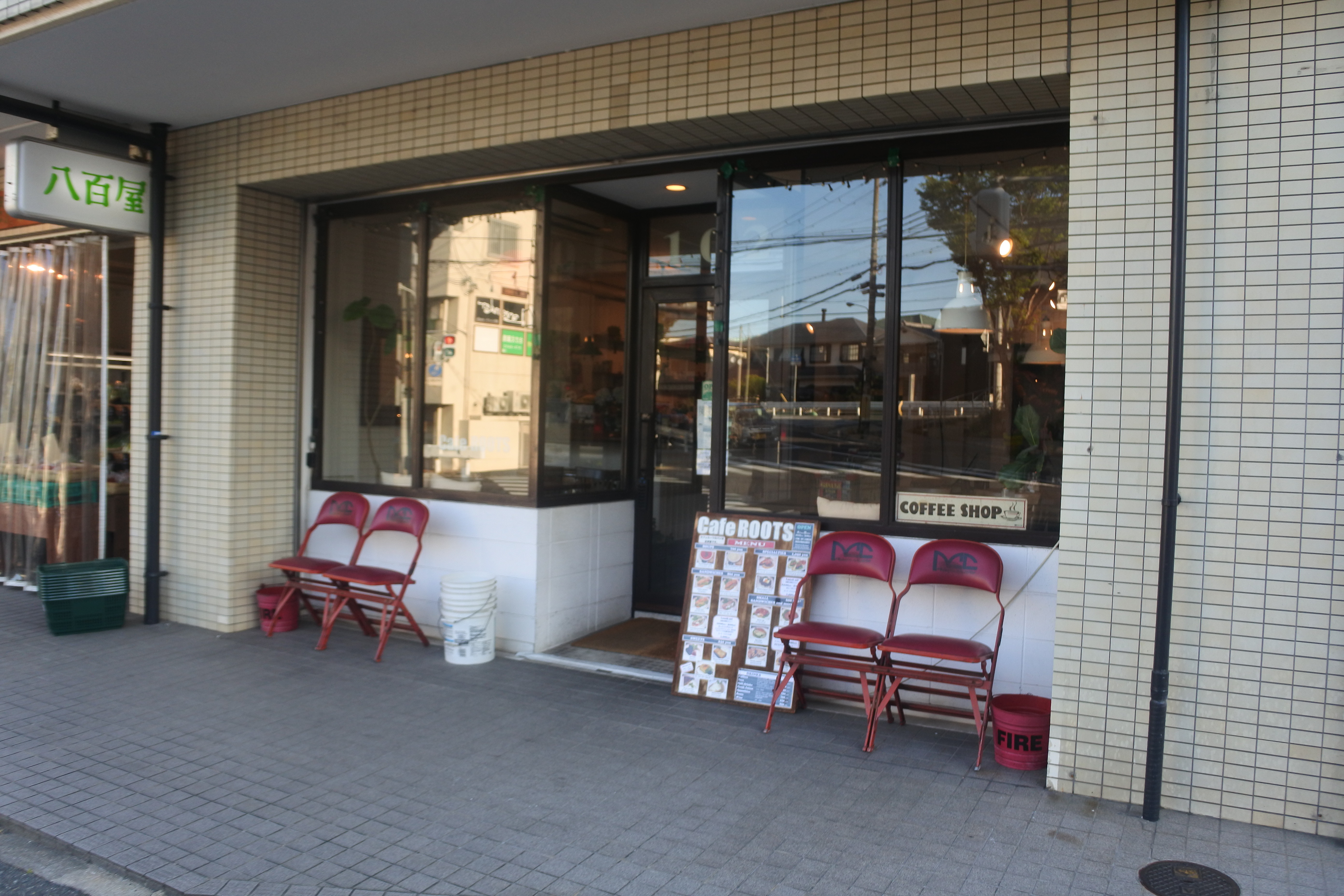 苦楽園口 ふぁふぁカフェオレをどうぞ カフェ ルーツ Cafe Roots 自己中心食日記 Powered By ライブドアブログ