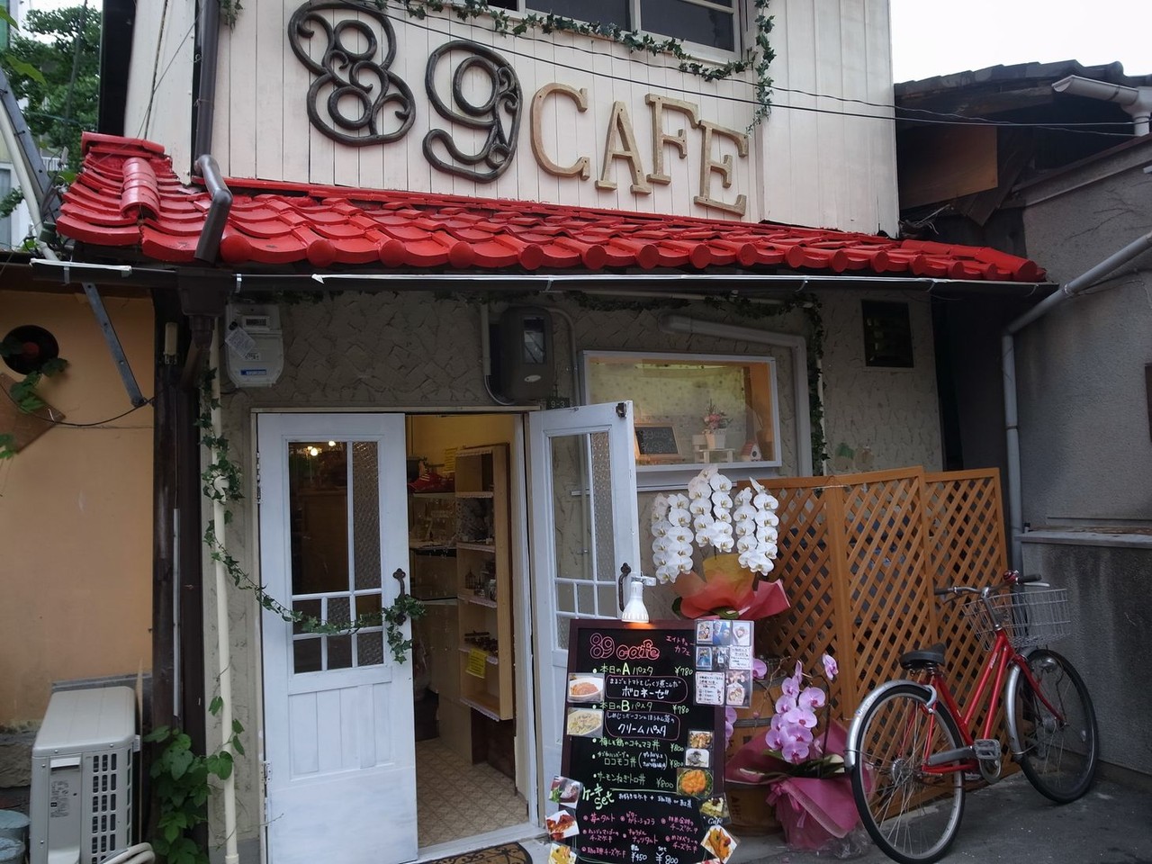 どこでもドアがあるカフェ cafe 2号店 自己中心食日記 Powered By ライブドアブログ