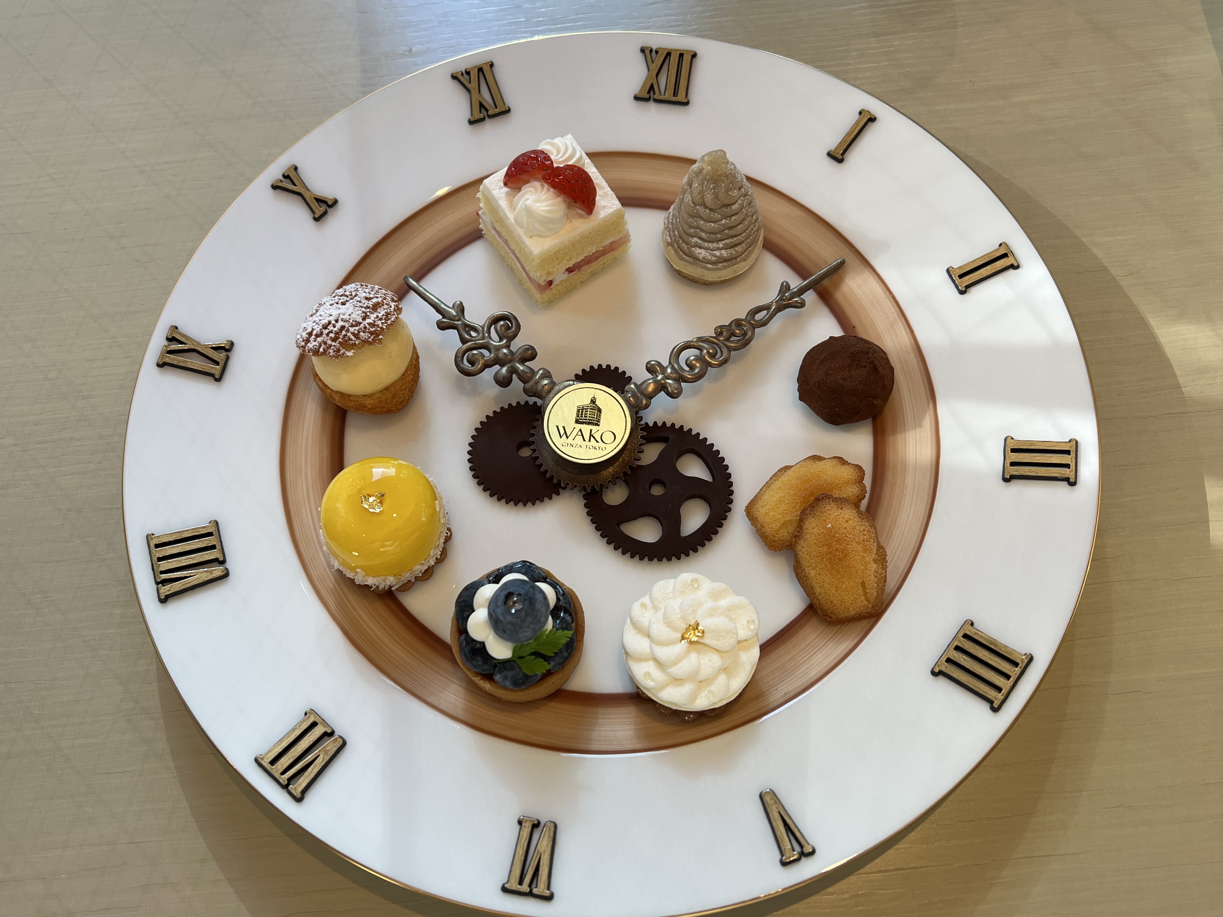 銀座 時計がスイーツ かわいすぎて心わしづかみの小菓子たち 和光ティーサロン ワコウティーサロン 自己中心食日記 Powered By ライブドアブログ 銀座 時計がスイーツ かわいすぎて心わしづかみの小菓子たち 和光ティーサロン ワコウティーサロン 自己中心食日記 Powered By ライブドアブログ