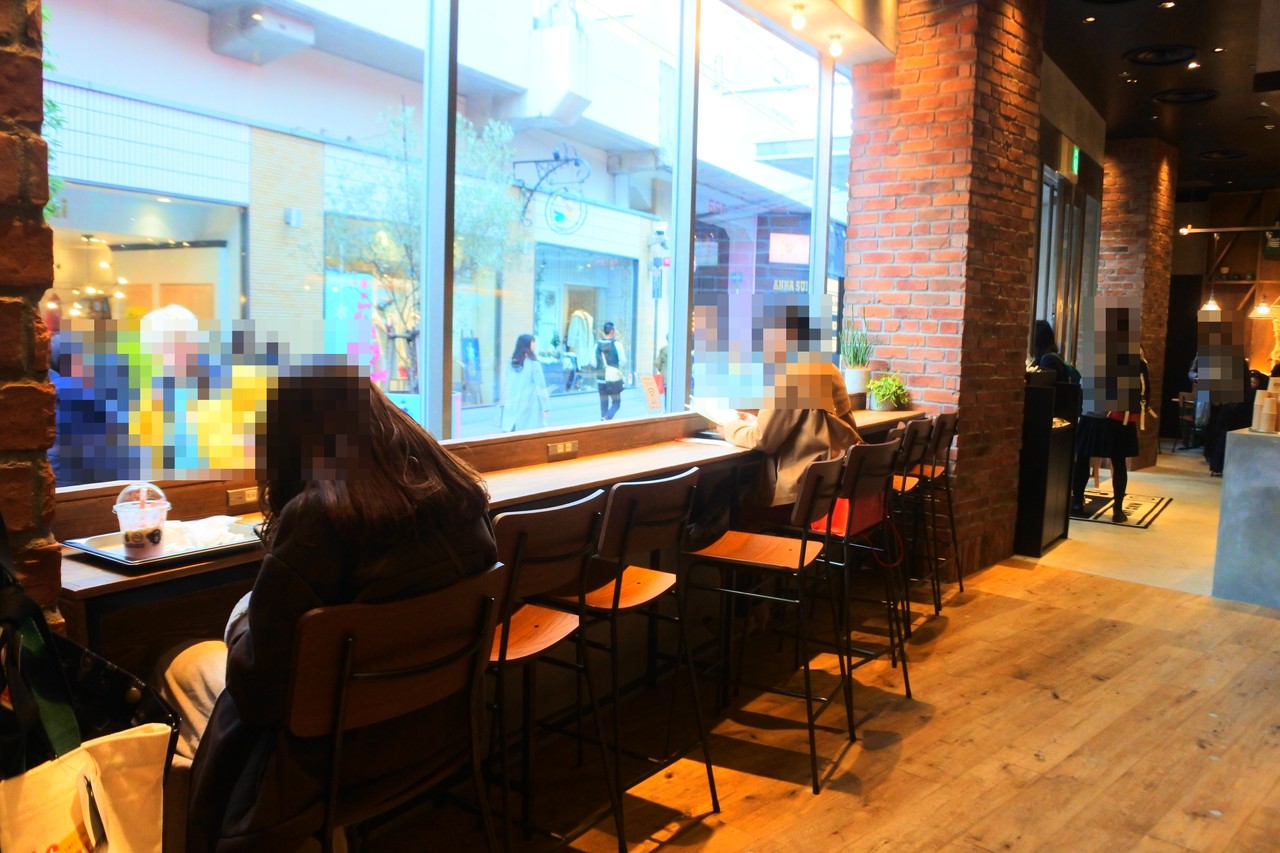 梅田 ふかふか大きなコッペパン ニコ アンド コーヒー 梅田hepfive店 Niko And Coffee 自己中心食日記 Powered By ライブドアブログ 梅田 ふかふか大きなコッペパン ニコ アンド コーヒー 梅田hepfive店 Niko And Coffee 自己中心食日記 Powered By ライブドアブログ