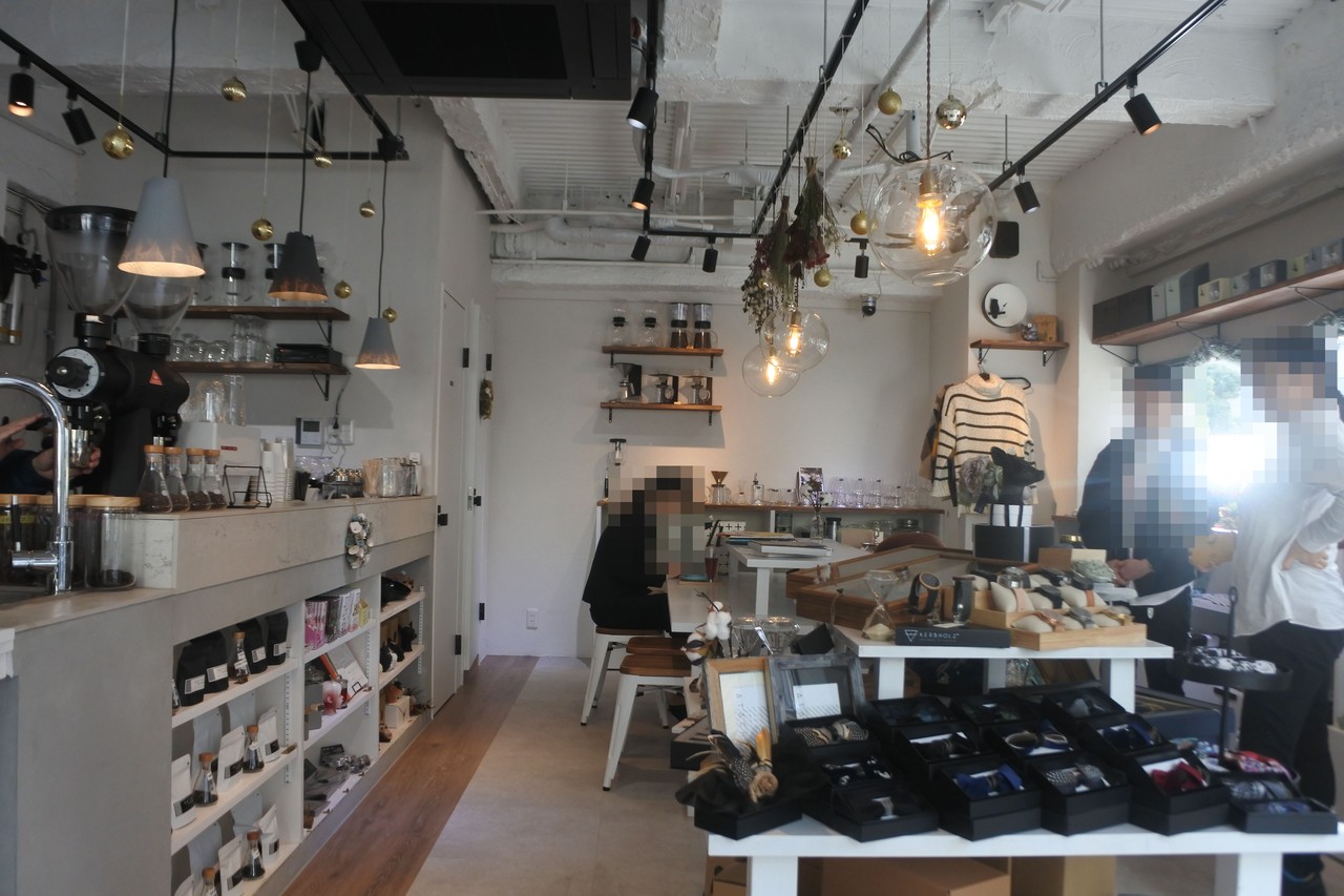 心斎橋 カッコイイ雑貨のあるカフェがオープンしてました Katachi Cafe カタチカフェ 自己中心食日記 Powered By ライブドアブログ