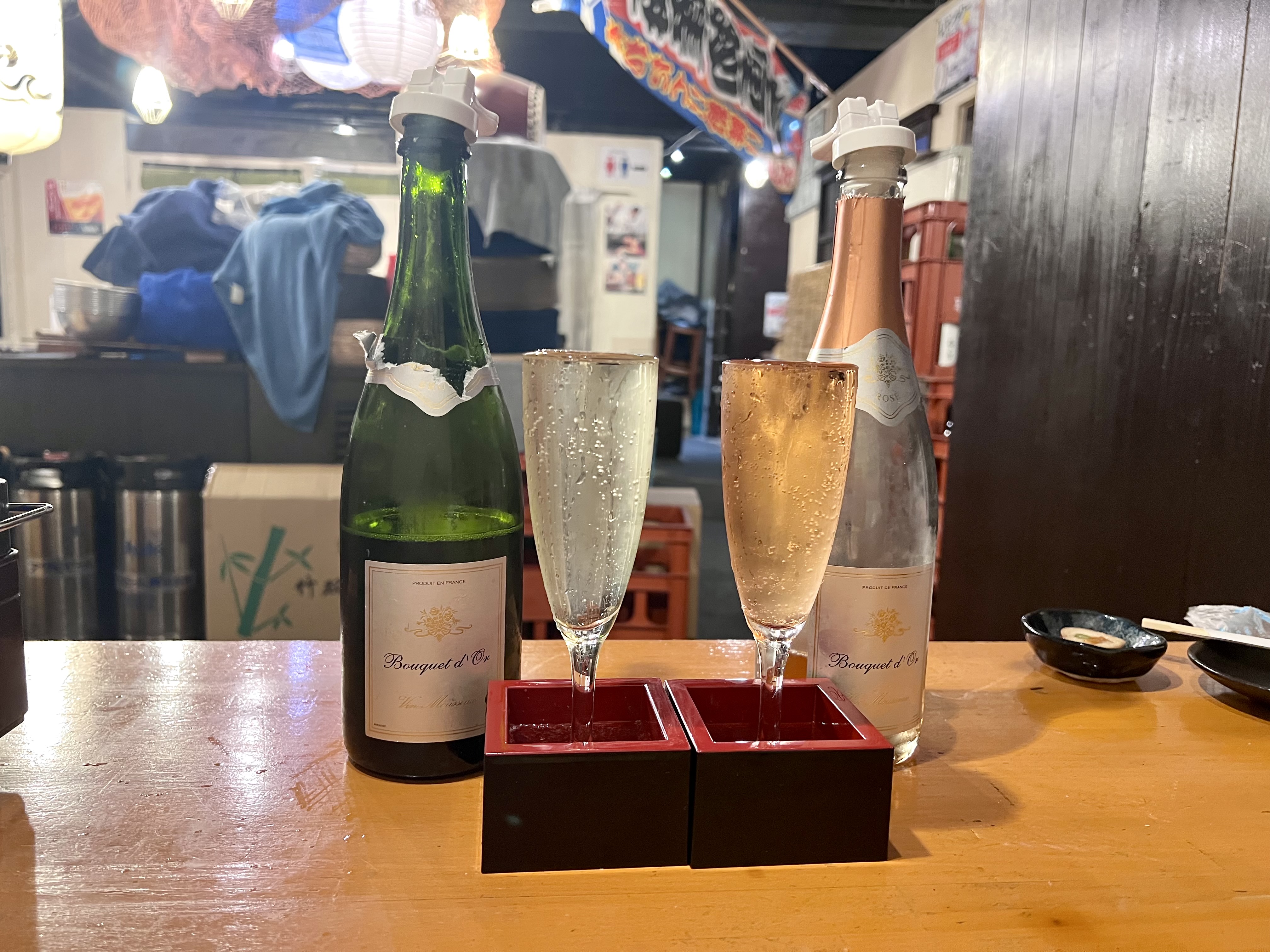 神戸三宮 目の前でかけられるきらきらいくらに悶絶 海鮮問屋 三宮 セリ壱 自己中心食日記 Powered By ライブドアブログ