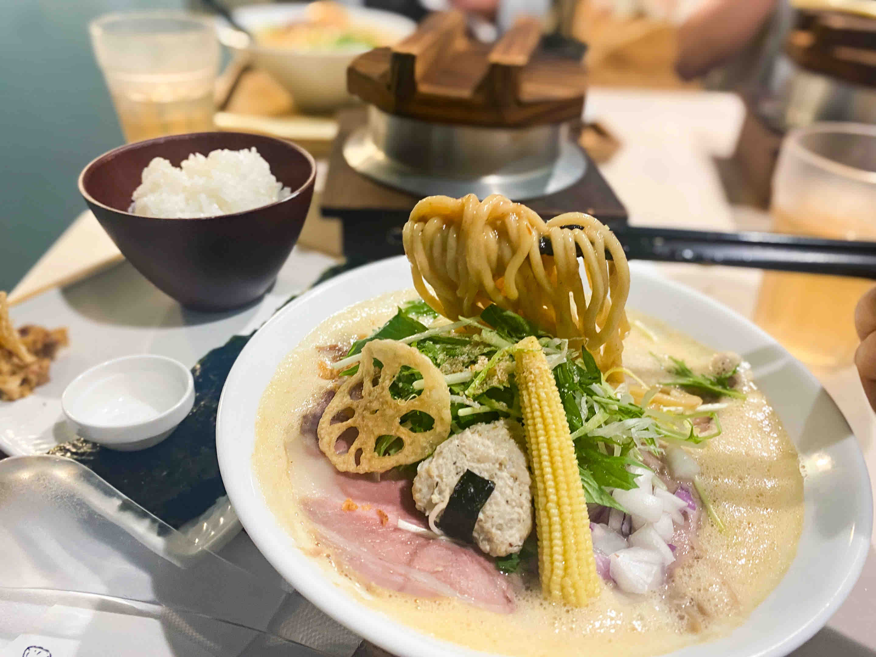 都島 ボンビーガールにも出てたキュート女子の変わり種ラーメン オコメノカミサマ 自己中心食日記 Powered By ライブドアブログ