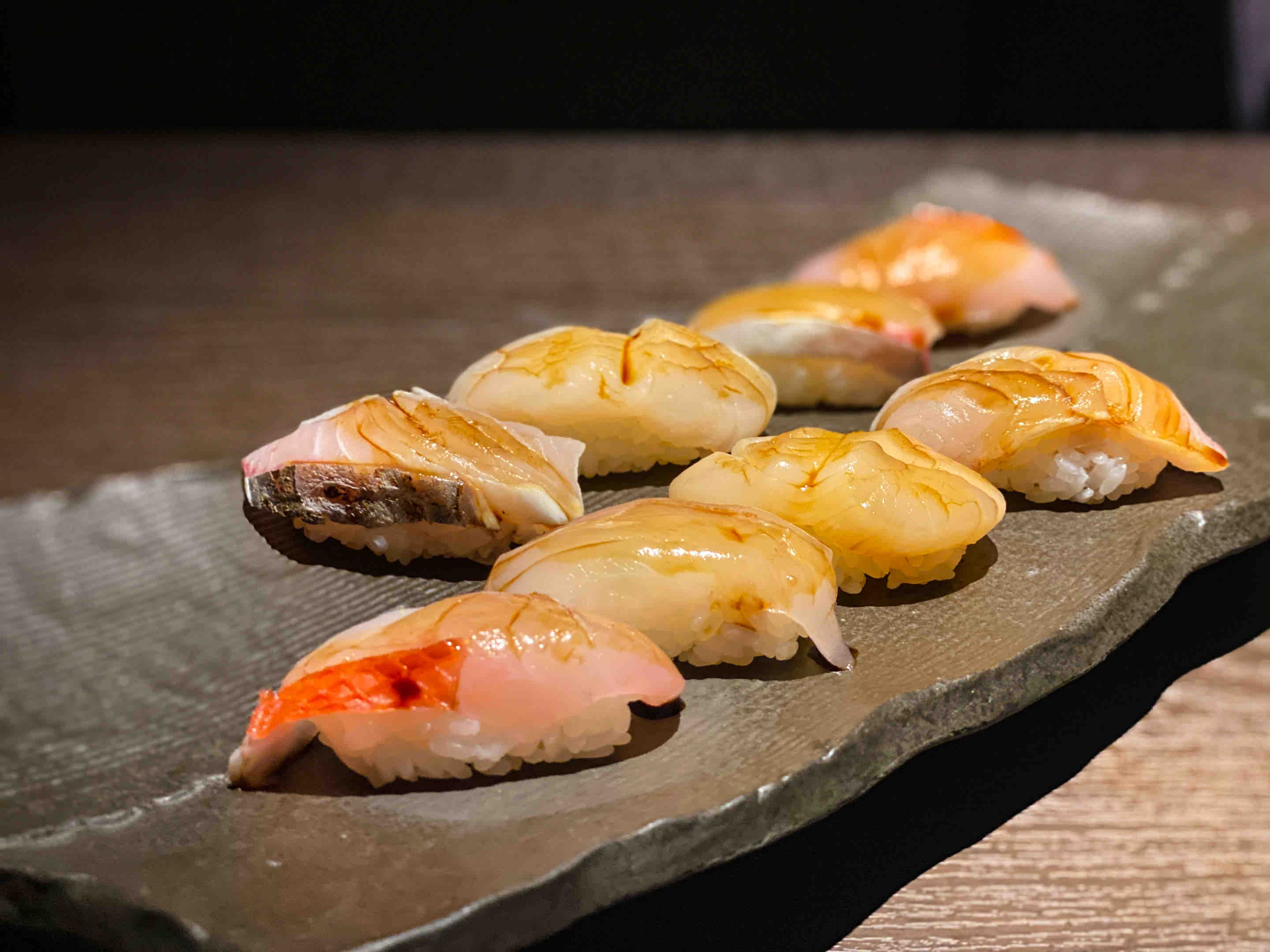 梅田 Tiffany Co と楽しむお寿司 なおちぇんの 阪急電車で一緒においしい物sanpo 阪急沿線口コミ情報サイト ブログdeバーチャル駅長