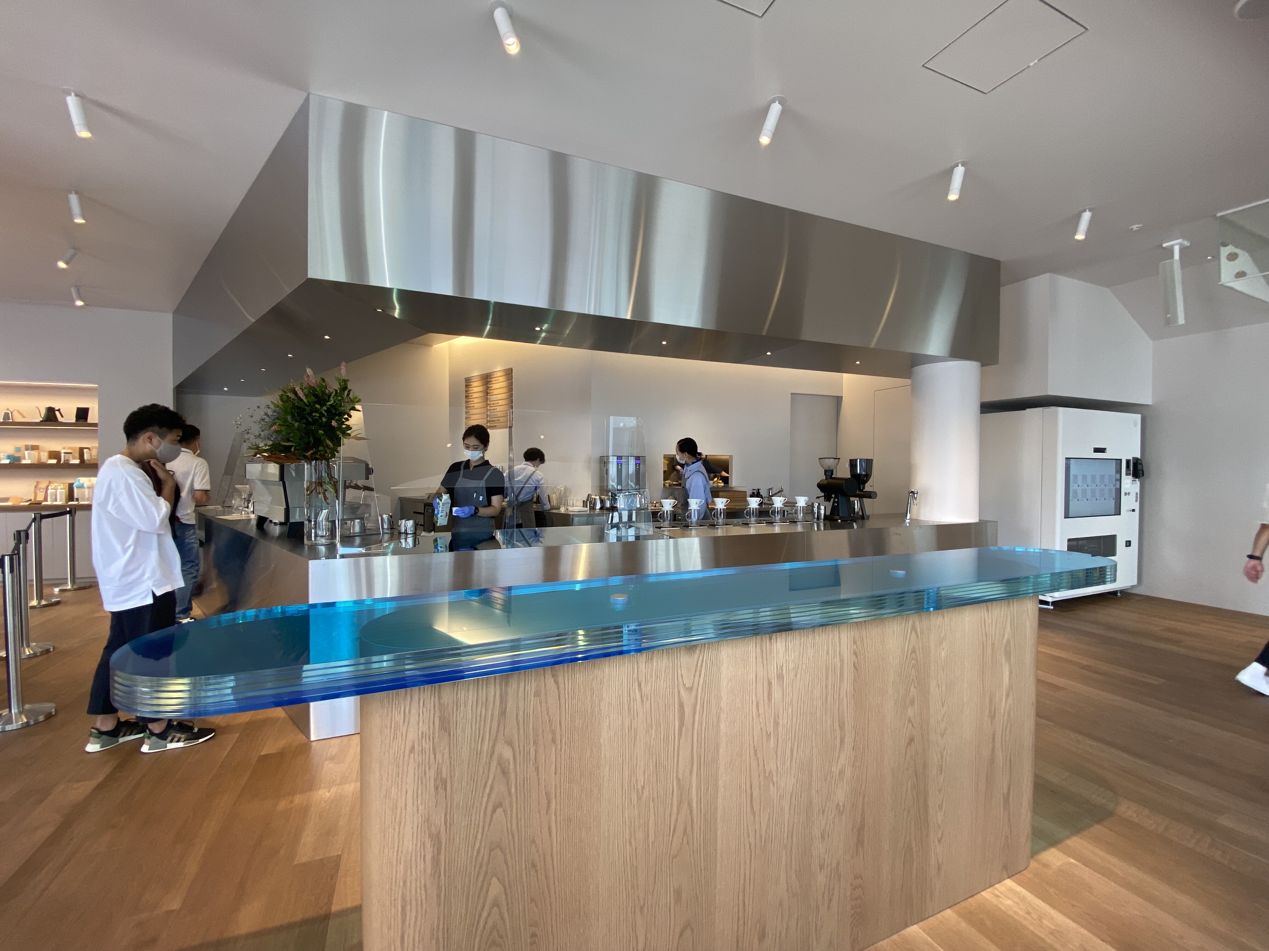 梅田 やっと大阪にもブルーボトルコーヒーさんがやってきた ブルーボトルコーヒー 梅田茶屋町カフェ 自己中心食日記 Powered By ライブドアブログ 梅田 やっと大阪にもブルーボトルコーヒーさんがやってきた ブルーボトルコーヒー 梅田茶屋町カフェ 自己中心食日記 Powered By ライブドアブログ