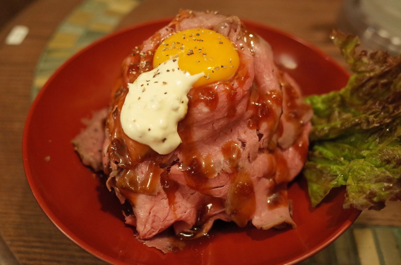 こちらのローストビーフ丼もいいよ グリル異人館 自己中心食日記 Powered By ライブドアブログ こちらのローストビーフ丼もいいよ グリル異人館 自己中心食日記 Powered By ライブドアブログ