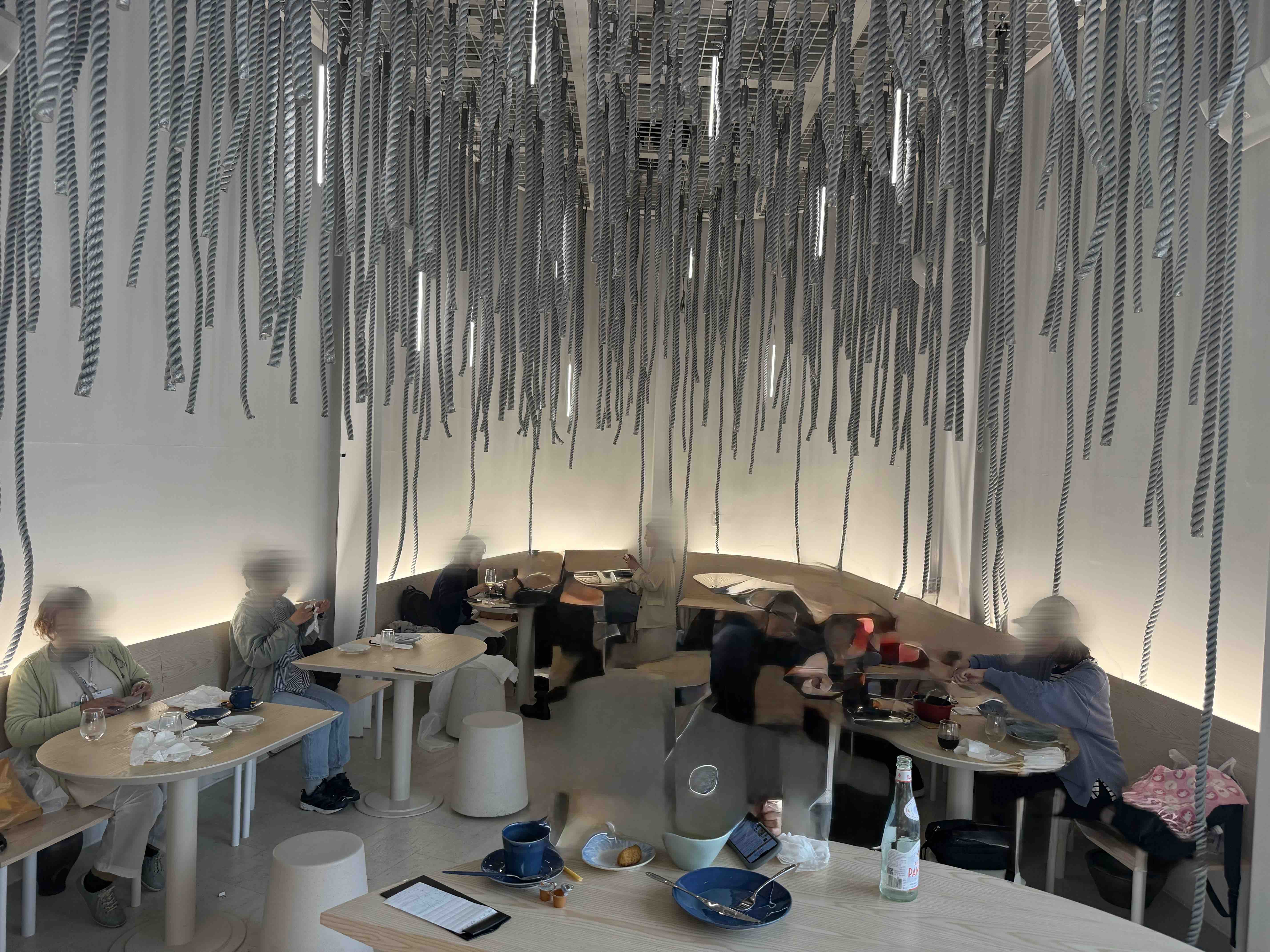 万博】ポルトガルパビリオンのレストラン | 自己中心食日記（新館）