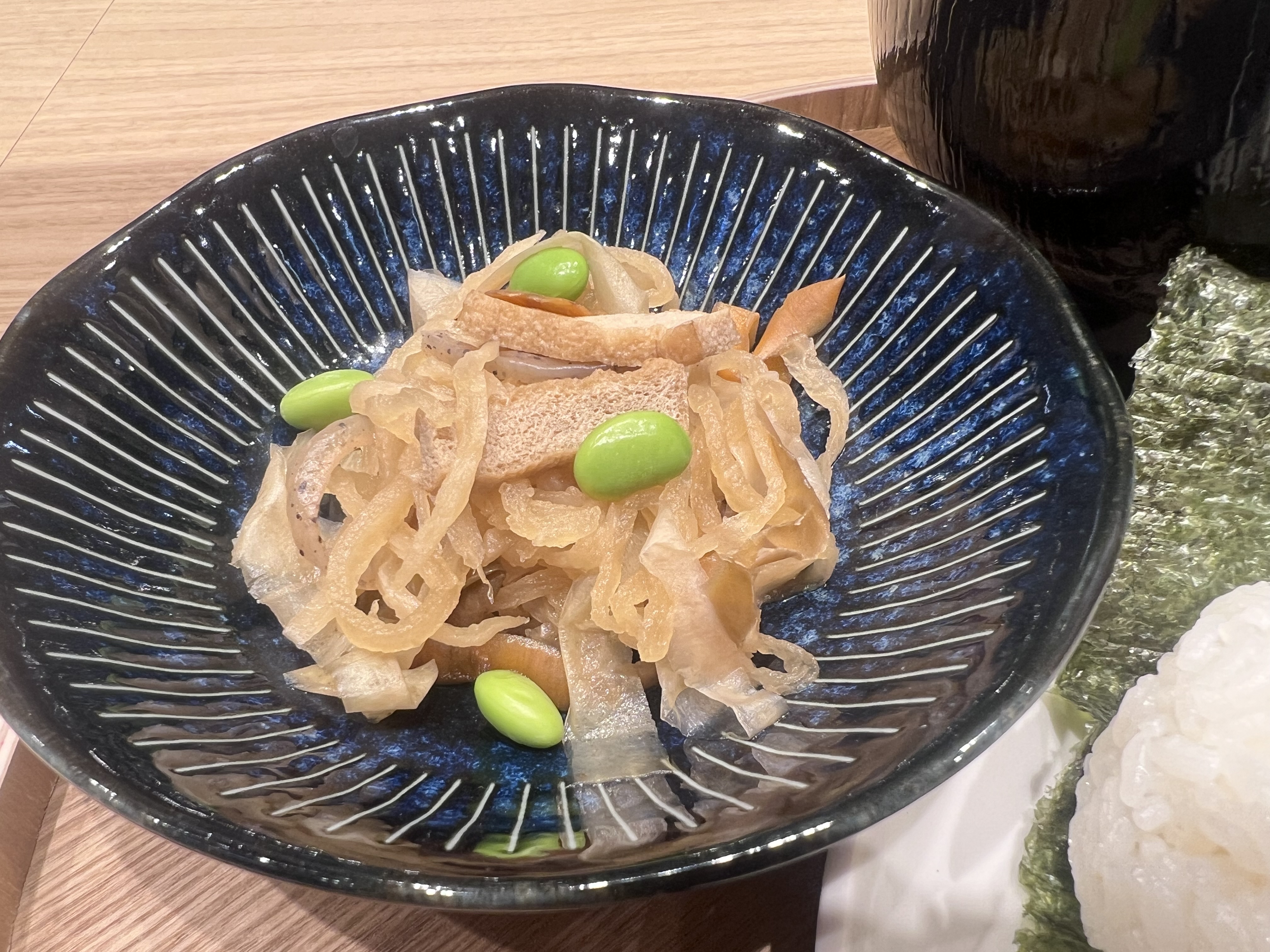 大阪ビジネスパーク】具沢山の味噌汁とおにぎりの新店 | 自己