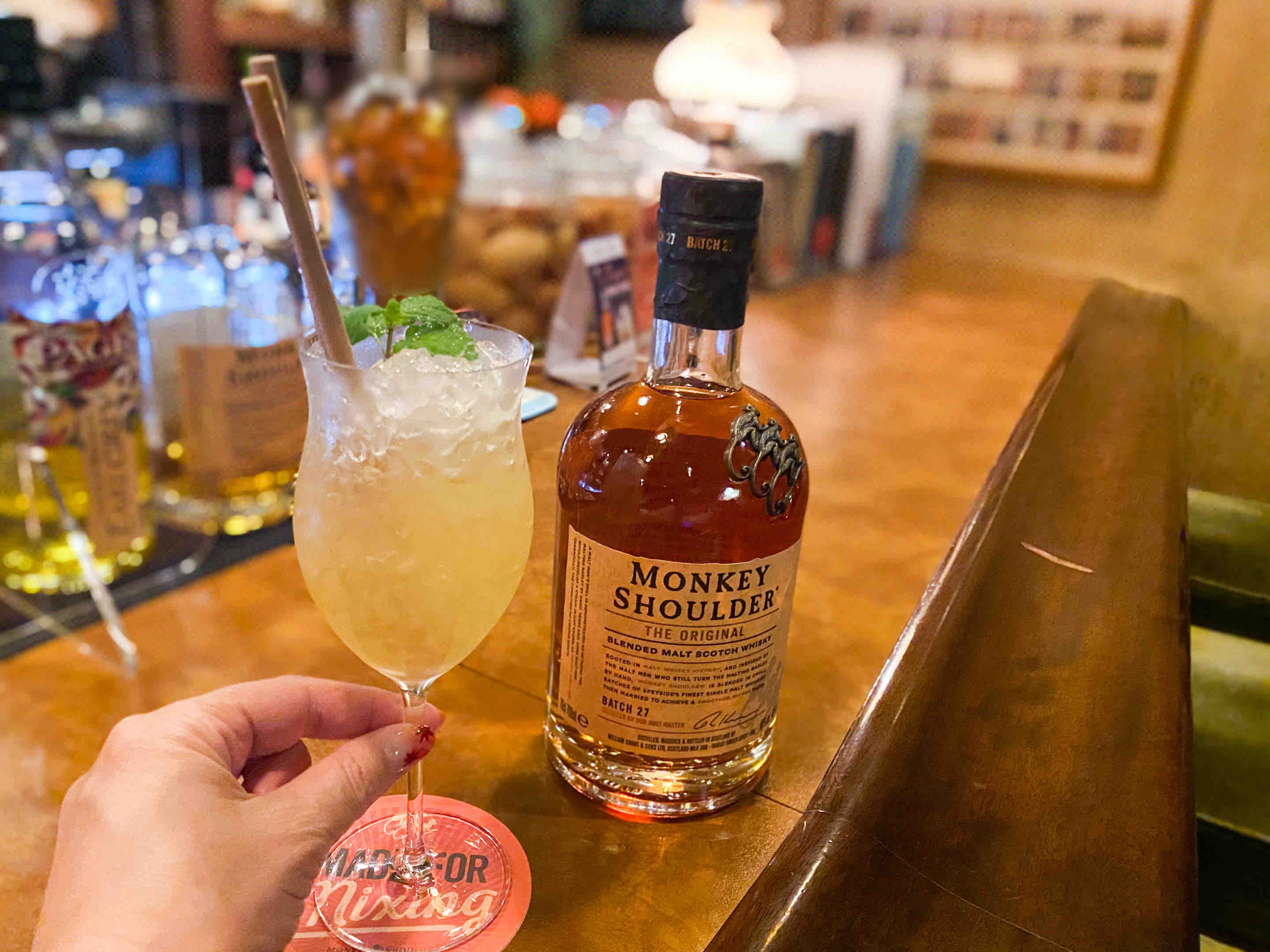 神戸三宮 オーセンティックバー で覚えた素敵カクテル なおちぇんの 阪急電車で一緒においしい物sanpo 阪急沿線口コミ情報サイト ブログdeバーチャル駅長