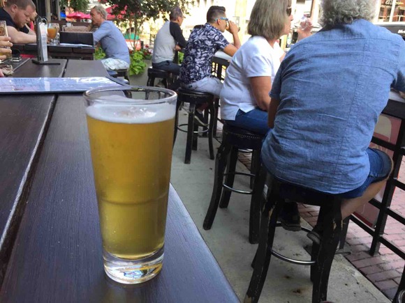 FB4B0142-808E-4480-9DB2-BC1A8011DAC1