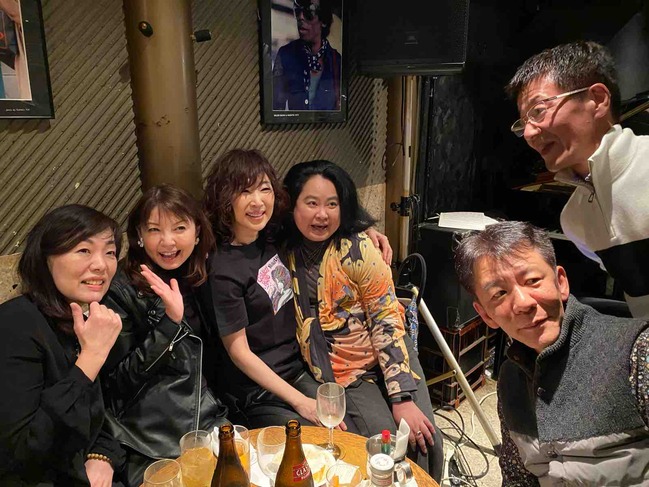 休日の夜は、大好きな「ケイコ・リー」さんのライブへ！