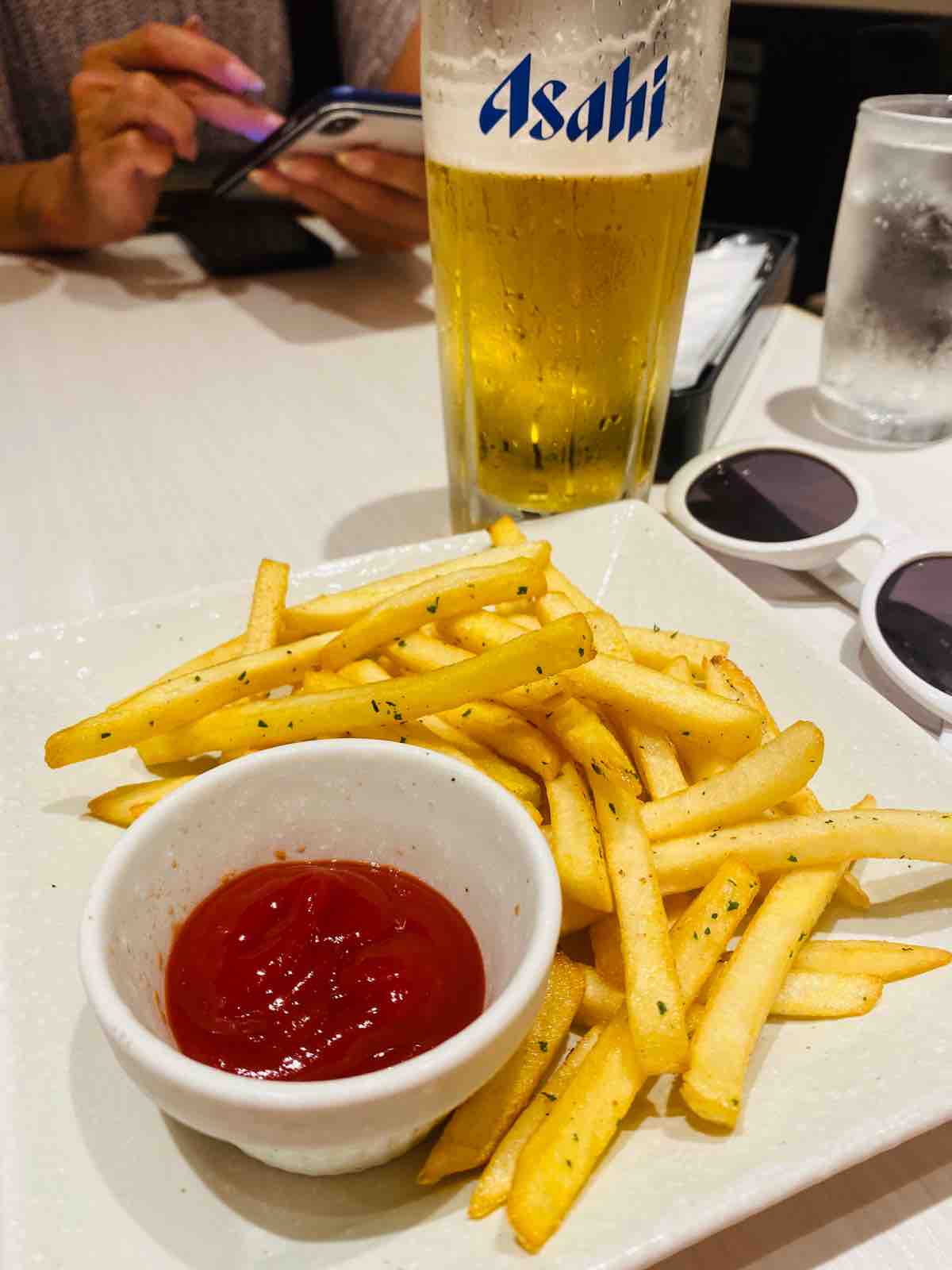 京都駅で発見 駅ナカでビールが299円の全日ハッピーアワー 腹ペコ名古屋熟女 なおみの今夜も朝帰り 京都駅で発見 駅ナカでビールが299円の全日ハッピーアワー 腹ペコ名古屋熟女 なおみの今夜も朝帰り
