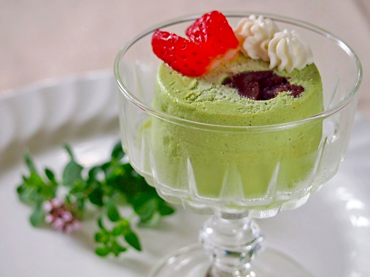 Matcha Mousse 抹茶ムース Naomi S Cafe Vancouver Matcha Mousse 抹茶ムース Naomi S Cafe Vancouver