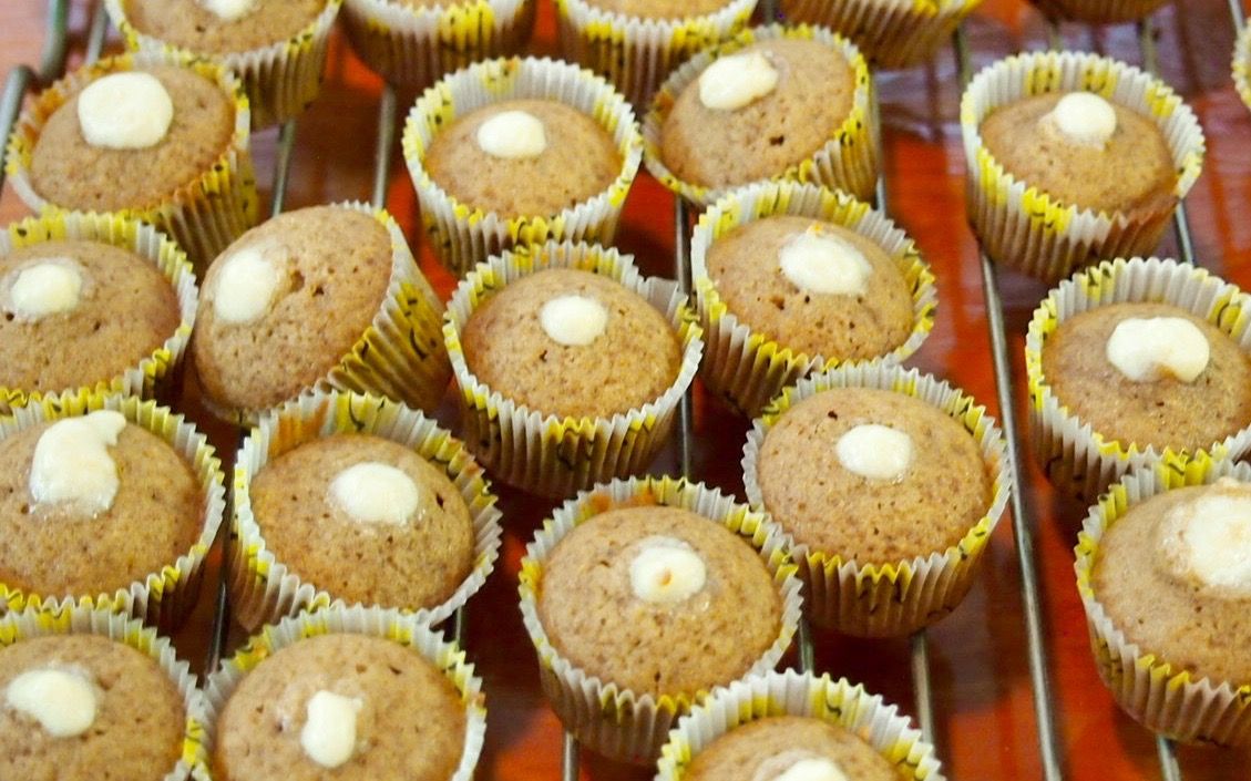 Cappuccino Cup Cake カプチーノ カップケーキ Naomi S Cafe Vancouver Cappuccino Cup Cake カプチーノ カップケーキ Naomi S Cafe Vancouver