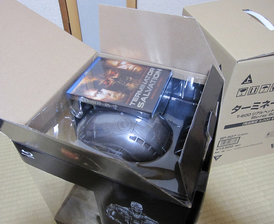 18　ターミネーター4 T-600リアルヘッドフィギュア Blu-ray BOX 81LBA10RifL._UF894,1000_QL80_.jpg