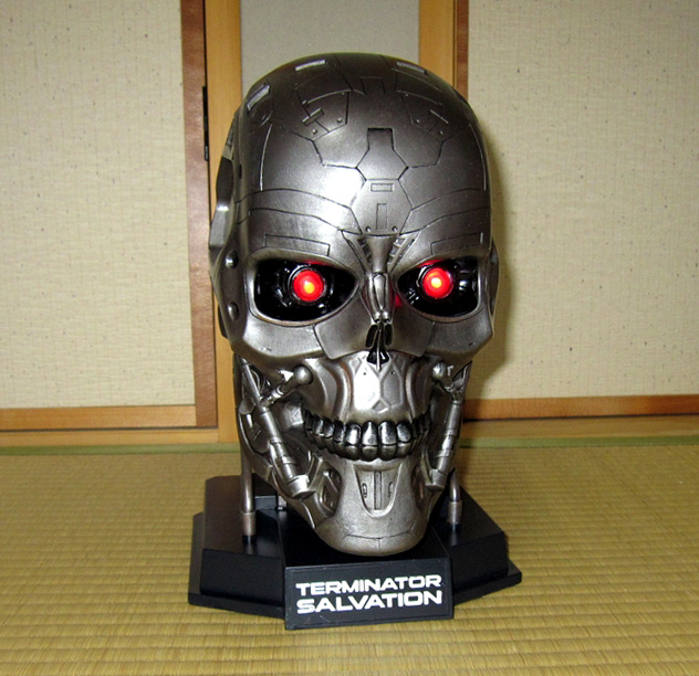 18　ターミネーター4 T-600リアルヘッドフィギュア Blu-ray BOX Amazon.co.jp: ターミネーター4 T-600リアルヘッドフィギュア付