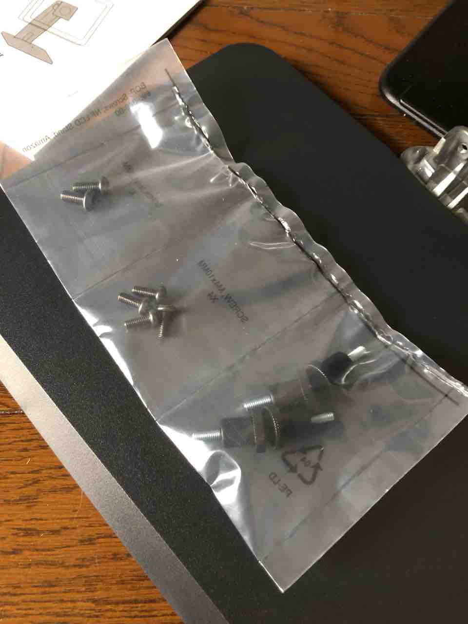 Amazonベーシック Lcd モニター 高さ調節スタンド 届く なおさんの 徒然日記