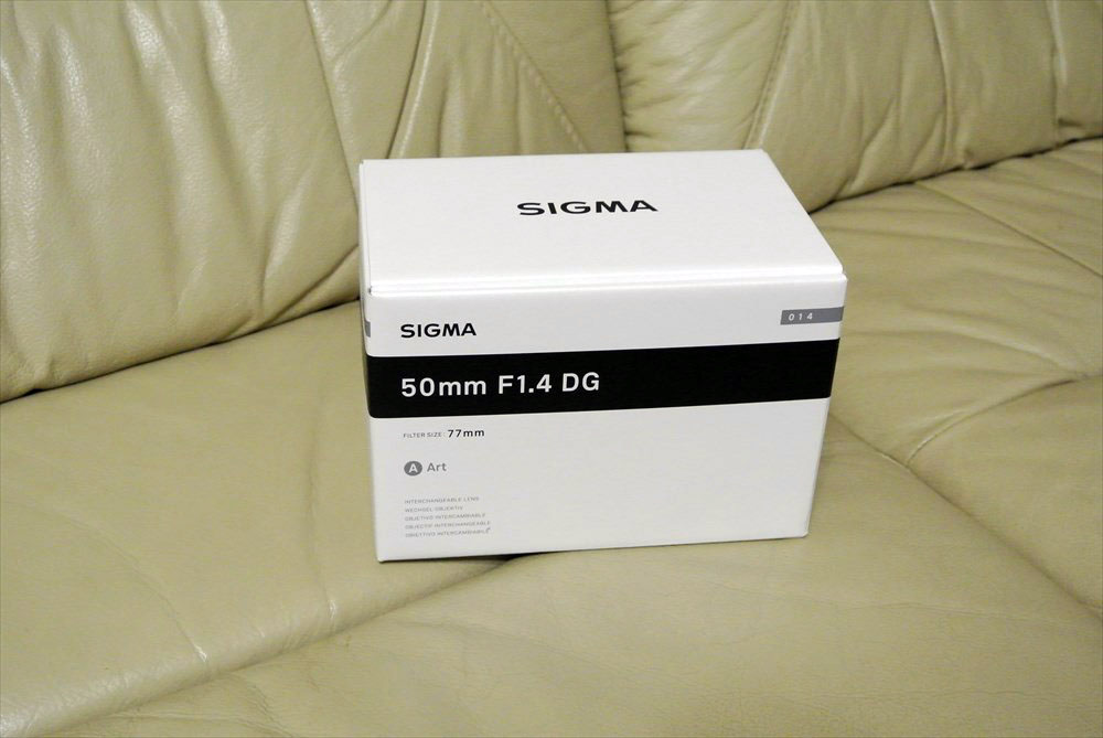 SIGMA 単焦点標準レンズ Art 50mm F1.4 DG HSM ニコン用」買った