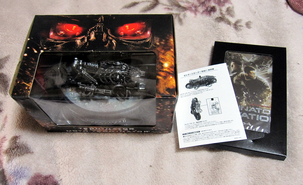 ターミネーター4 モト・ターミネーターフィギュア付 DVD-BOX  wyw801m ヨドバシ.com - ターミネーター4 モト・ターミネーター