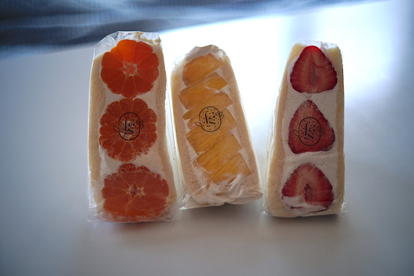 フルーツサンド