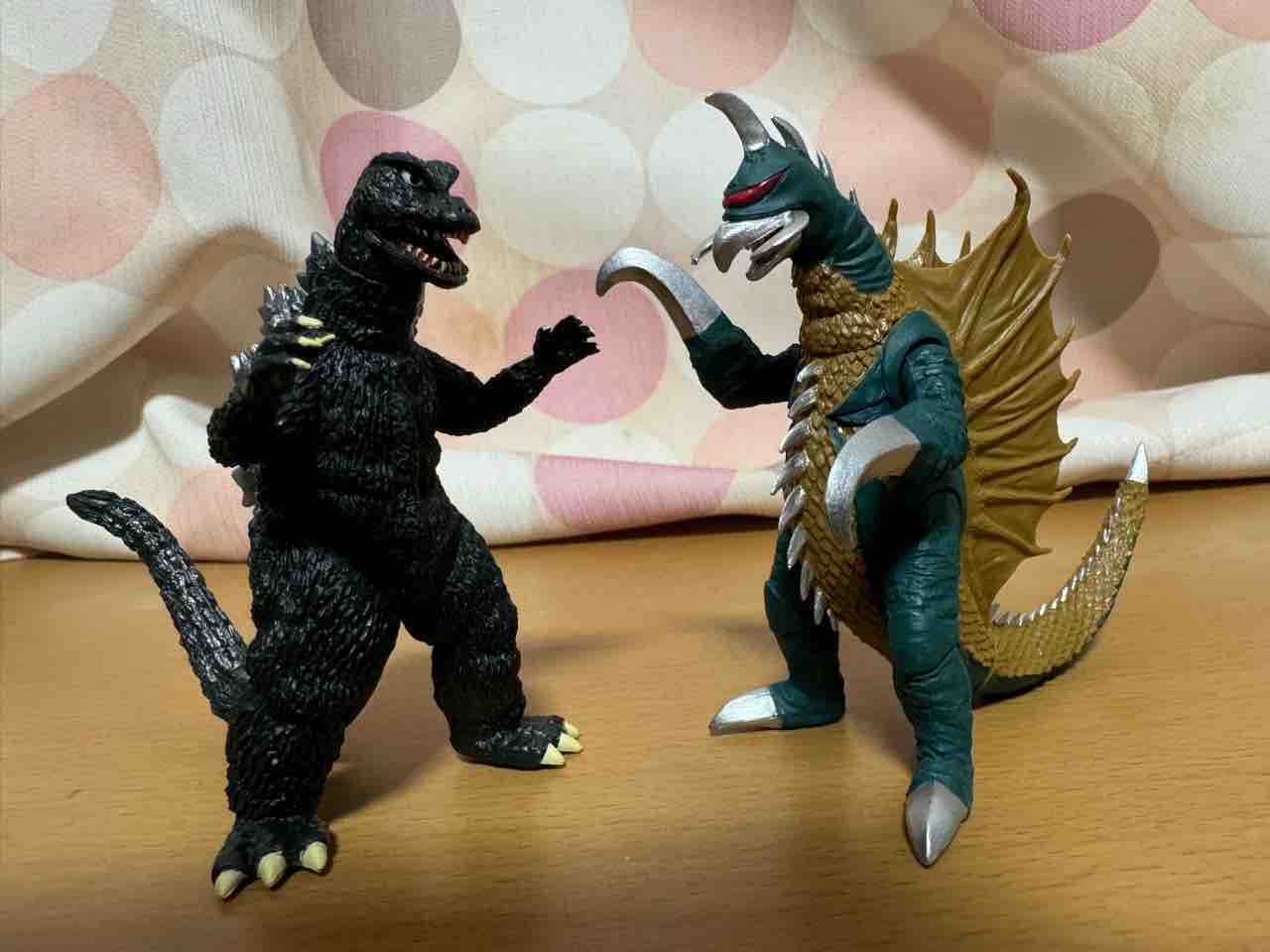 HG ゴジラ 怪獣総進撃編 1ロット 20個 台紙付き 新品未開封品