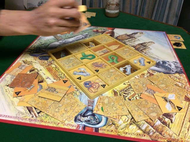 エジプト風ボードゲーム 1/2 草場邸新年会2019 1日目 : ボドゲ色のすたるじぃ