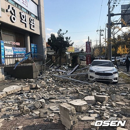 thumb-12211-201458-world