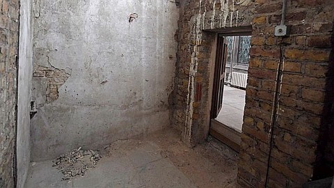 skynews-parliament-secret-doorway_4931118