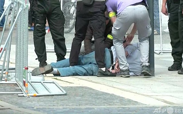 FireShot Webpage Screenshot #1298 - 'スロバキア首相