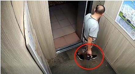 FireShot Webpage Screenshot #1471 - 'エレベーター内でバッテリー炎上の衝撃映像が