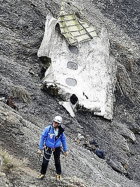 web-germanwings-2-epa