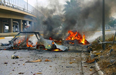 Two-car-bombs-kill-32-in-Iraq