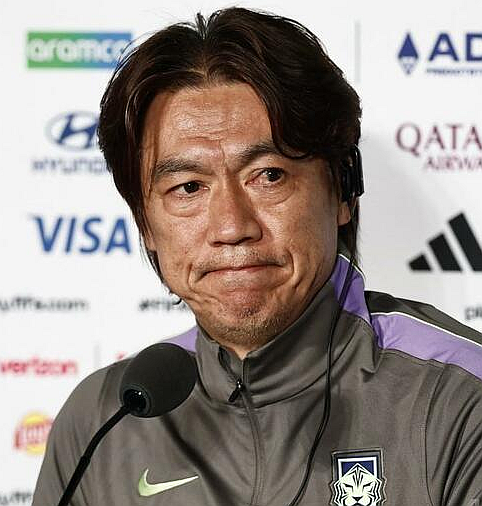 サッカー韓国代表の洪監督辞任、W杯早期