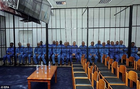 article-0-1D1C2DC200000578-536_634x407