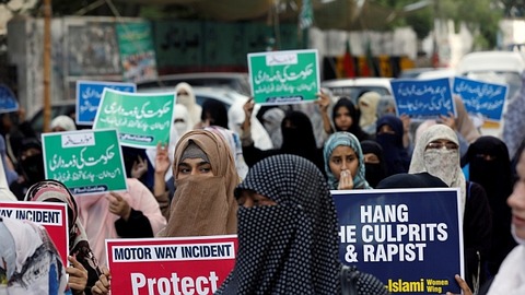 e06664c08d1e48d8b61bb11aea438c00_18