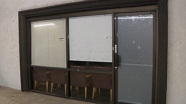 2024年9月25日_uFF0F米アリゾナ州、ハリス副大統領の選挙事務所入り口（ABCニュース）-1536x864