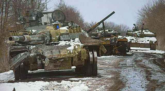 246710-russian-tanks