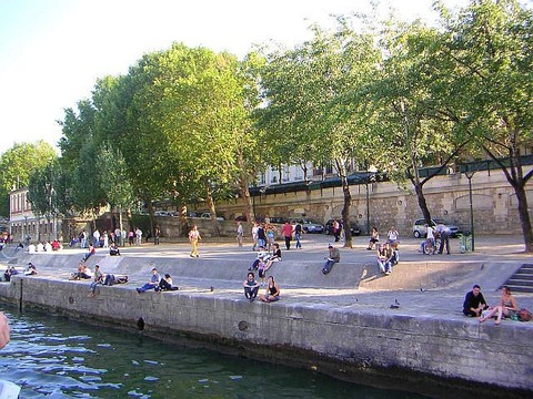 img_1603742_54292852_6