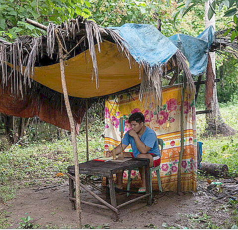 FireShot Webpage Screenshot #138 - 'フォトログ：電波求め