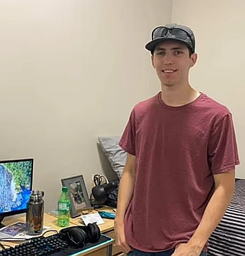 FireShot Capture 166 - Who is Tyler R